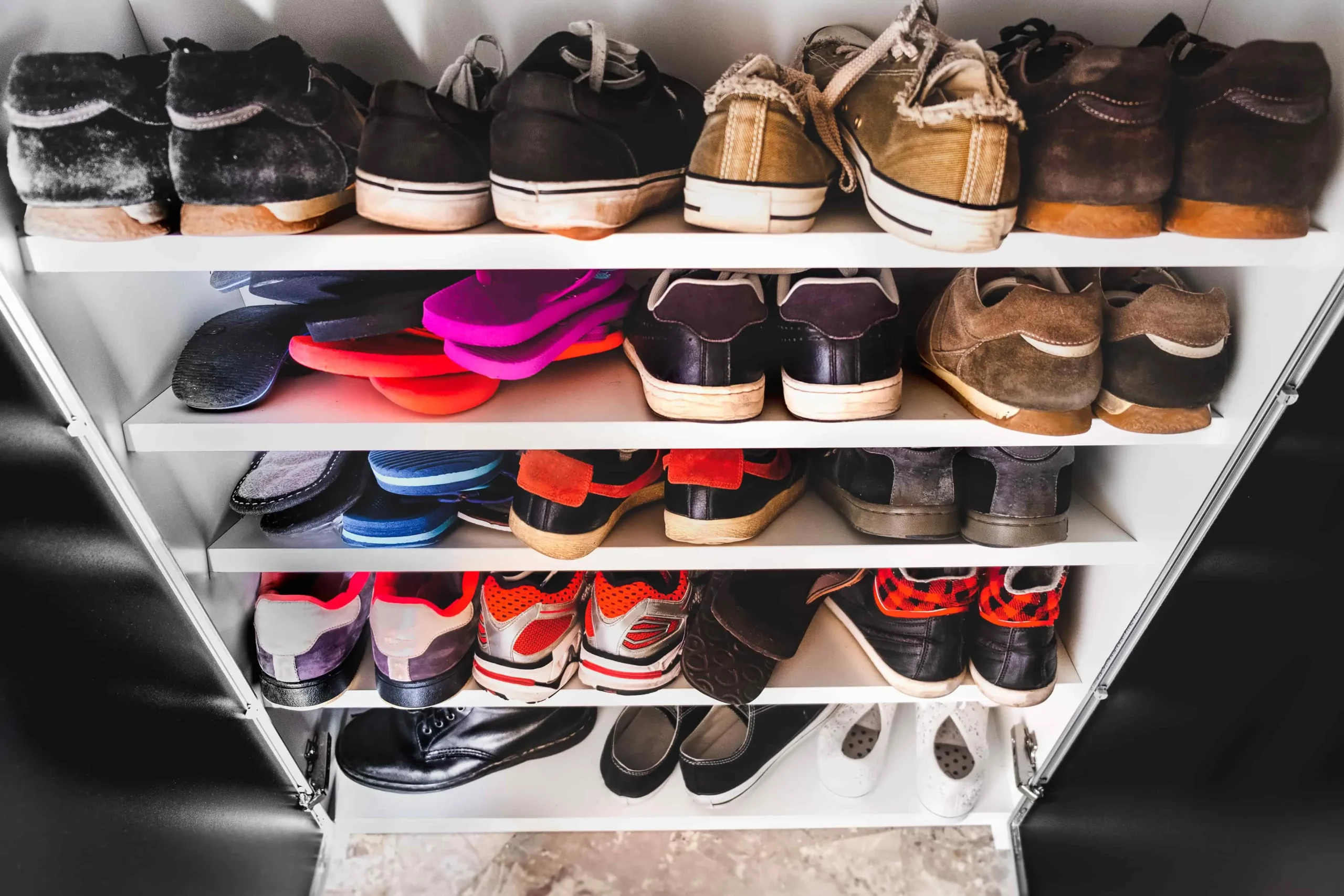 Home Storage Ideas: Shoe rack with lots of shoes on it